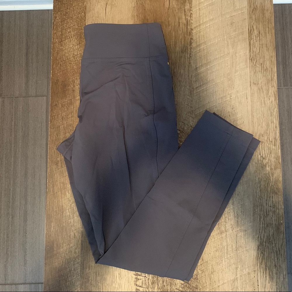 Lolë Gray Leggings